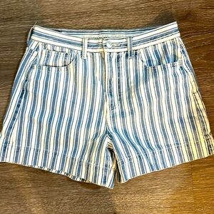 American Eagle striped shorts